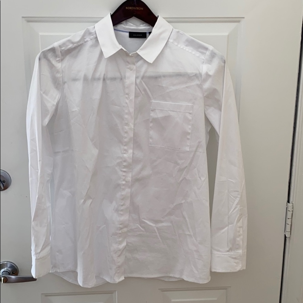 Women’s Halogen Size M White Button-Down Shirt